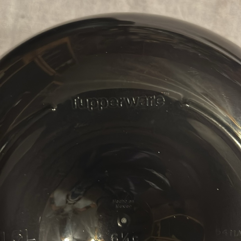 Tupperware - Picture 5 of 11
